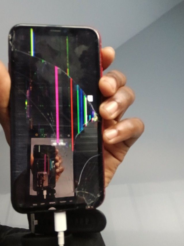 Iphone XR & 7nth Gen Ipad