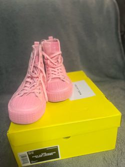 Marc Jacobs The High Top Sneaker Pink