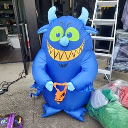 4.5 Ft Candy Monster 