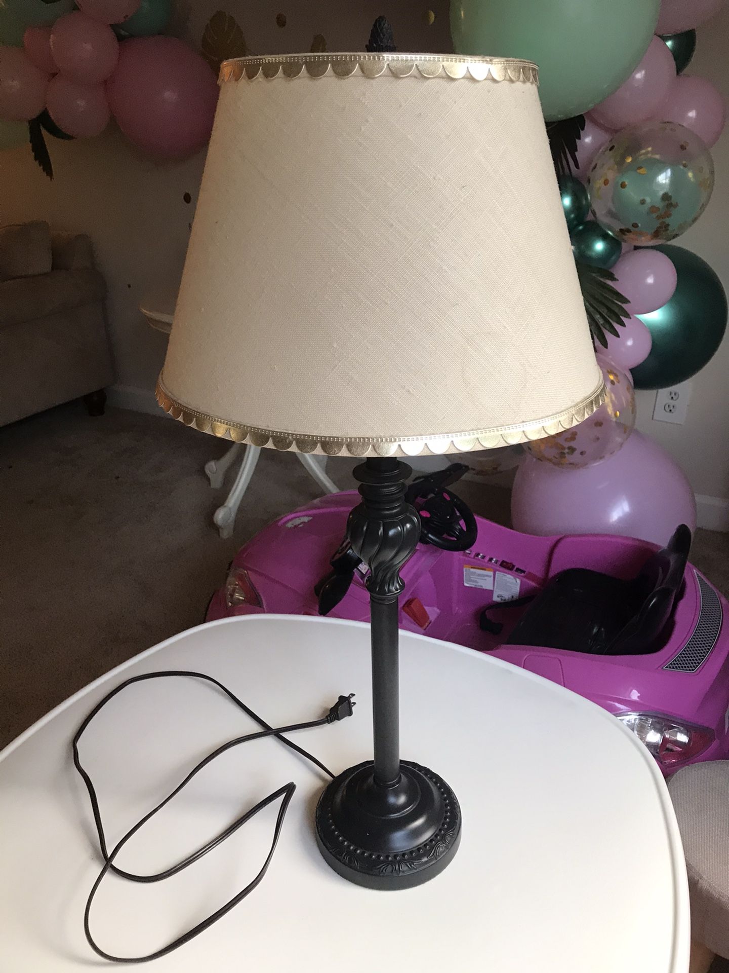 Table lamp