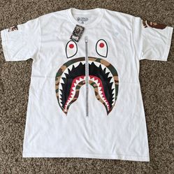 A BATHING APE  SHARK TEE Men's Print T-Shirt  Large