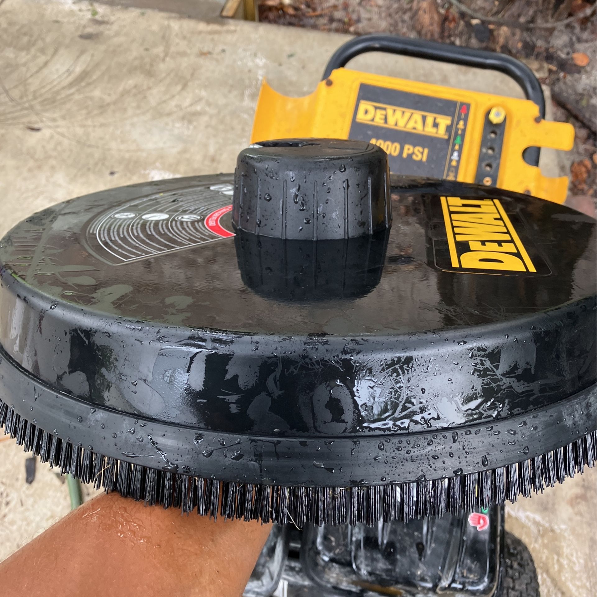 Dewalt Surface Cleaner 3700 Psi Max for Sale in Pembroke Pines FL