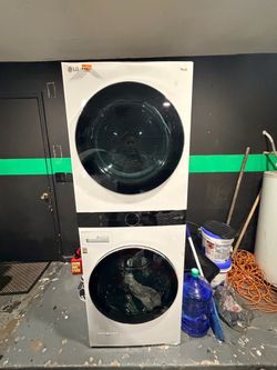 Stackable Washer & Dryer – Good Working Condition – Moving Sale