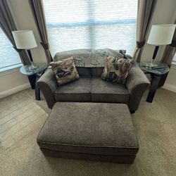 Love Seat & Chair With 2 End Tables 2 Ottomans & 2 Lamps For Sale 