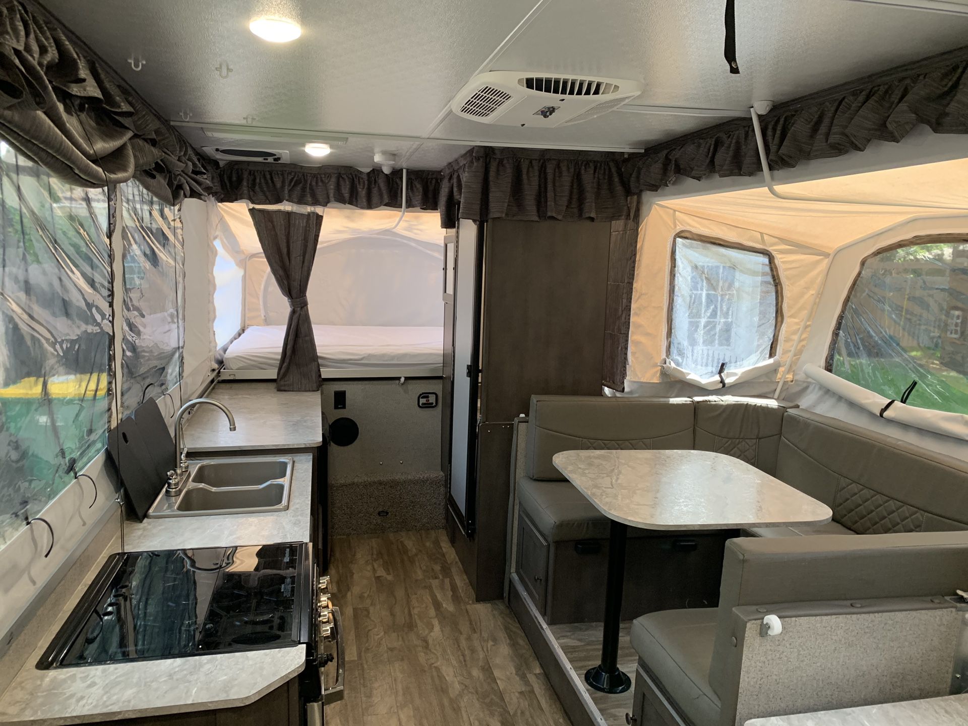 2019 Rockwood HW296 Pop up trailer camper for sale