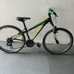 BICYCLE SPECIALIZED 21 SPEED SIZE 26 BRAND NEW