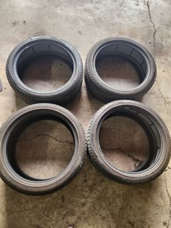 Pirelli 285/40r23 scorpion zero