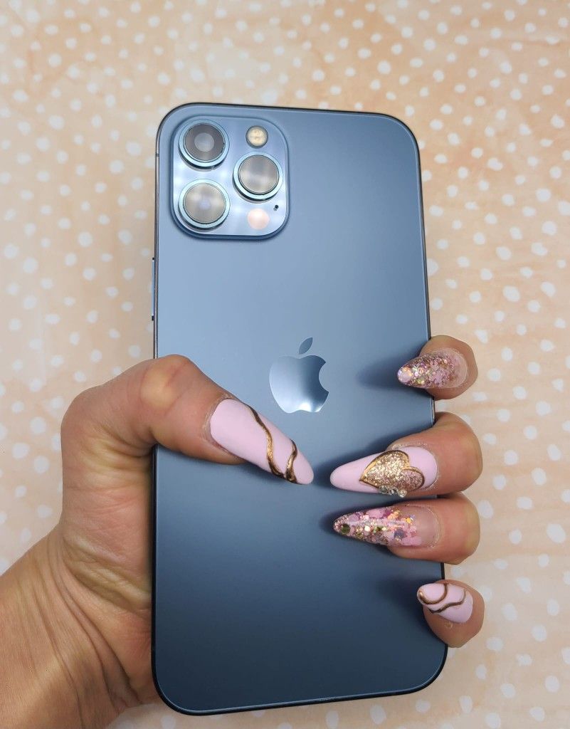 Apple IPhone 12 Pro 128gb Unlocked, FREE Smartwach/ Headphones. Pay $1 Today Rest in payments. NO CREDIT NEEDED FINANCING