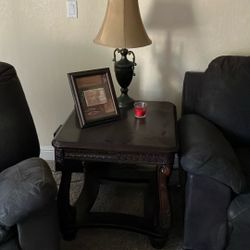 End Tables And Lamps 
