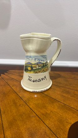 Il Nodo Ceramiche hand-painted ceramic pitcher