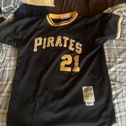 Pirates Jersey 