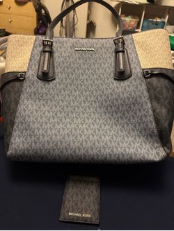 Michael Kors Purse and card holder