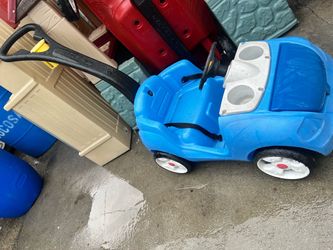 Free kids push car