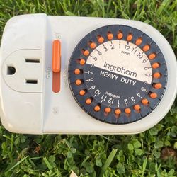 Ingraham Heavy Duty Wall Plug 
