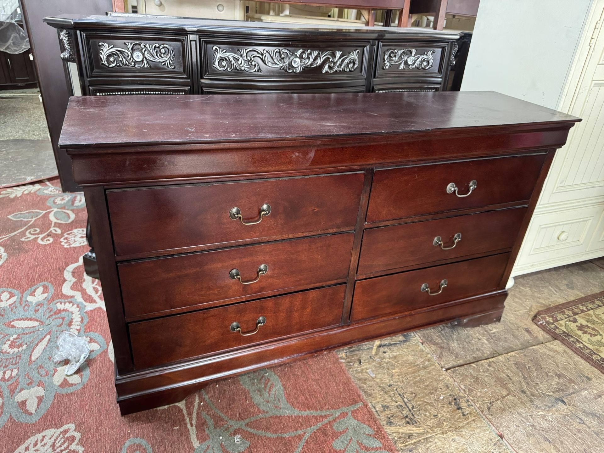 Dresser