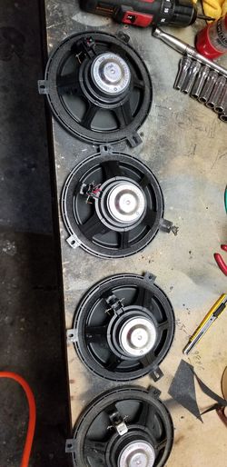 Jeep oem speaker