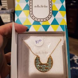 Stella & Dot New Necklace