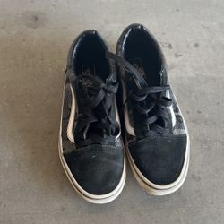 Vans Size 5 Juniors 