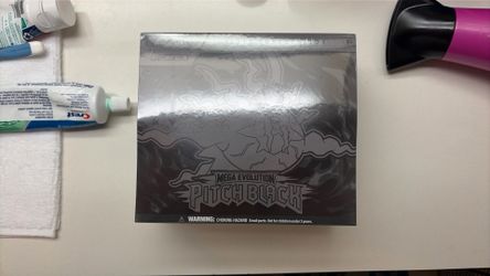 Pitch Black ETB