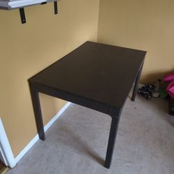 Extendable Table With Built In Storage