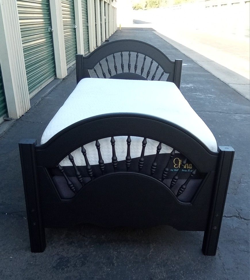 TWIN BLACK WOOD BED FRAME WITH BOX SPRING AND MATTRESS 