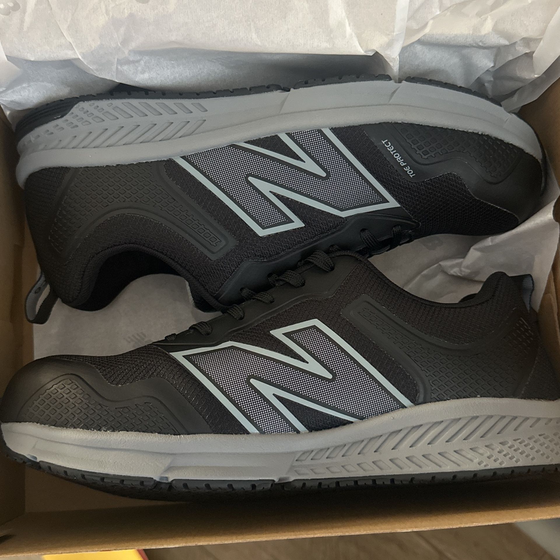 *BRAND NEW* New Balance Steel Toe Shoes