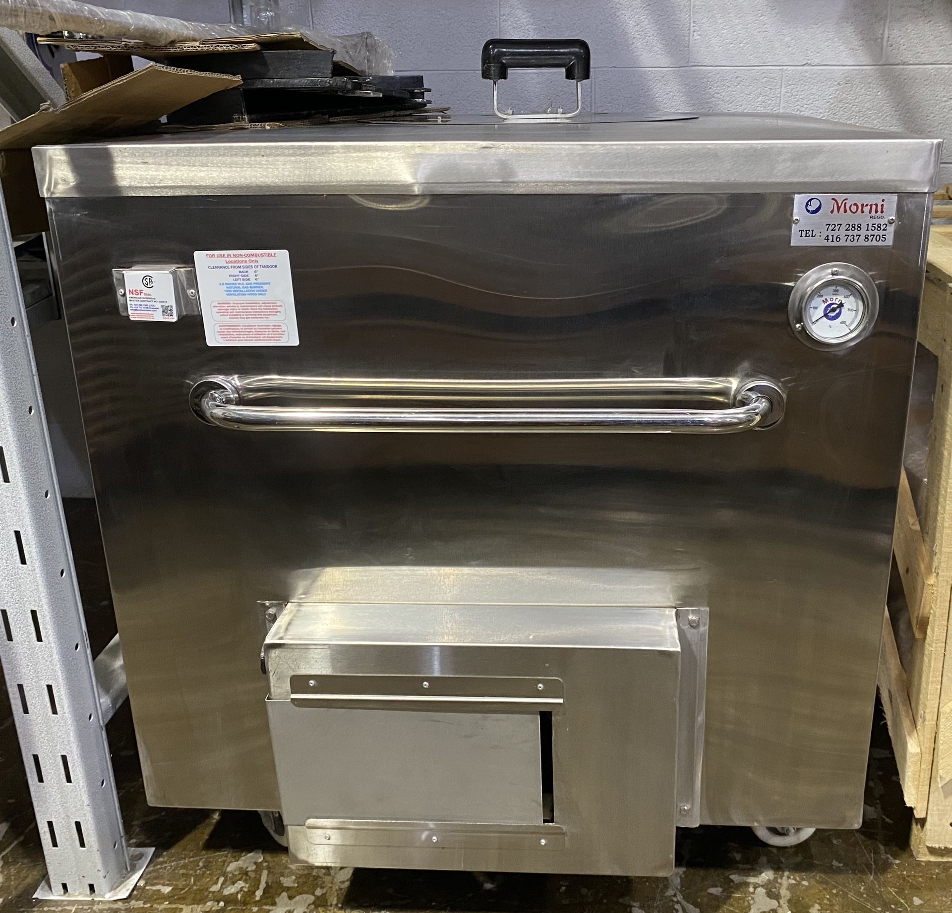 Tandoor Morni CH-06 (36" x 36" x 37") NSF Stainless Steel Clay Oven