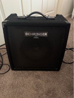 Behringer Ultratone K450FX amp.