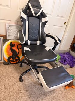 Gaming chair