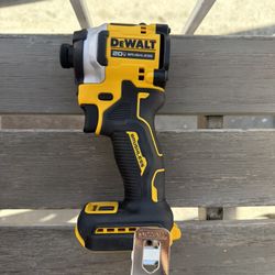 New 20v Dewalt Atomic Brushless 3 Speed Impact Driver Only