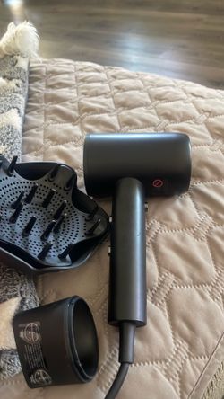 Hair dryer