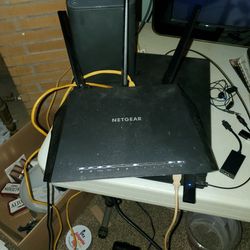 Netgear Nighthawk router Model R7000