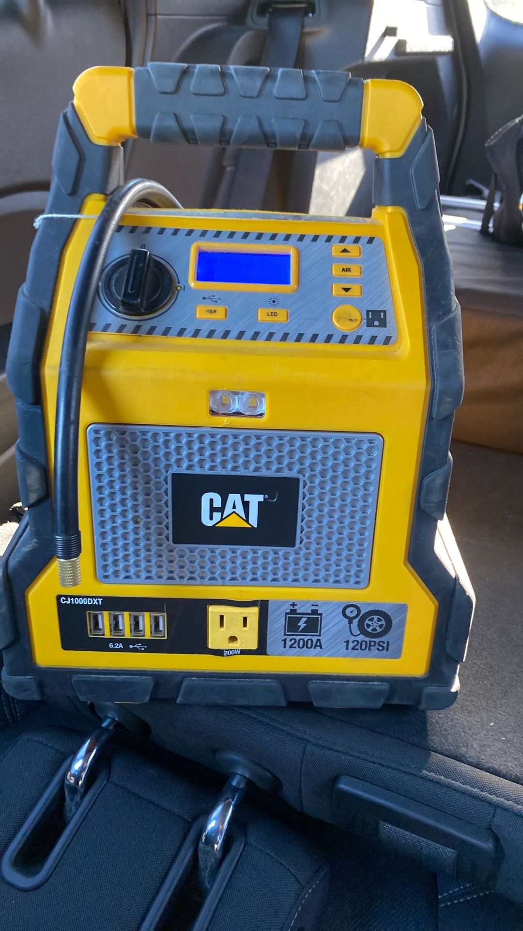 Cat 3 In 1 Jump starter