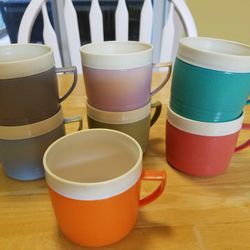 7 Vintage Thermo-Ware Cups