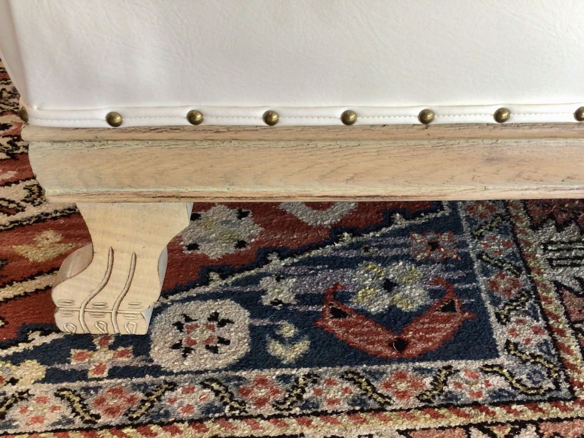 Fabulous Chaise / Fainting Couch In Pristine Condition Newly Reupholstered and Includes Custom