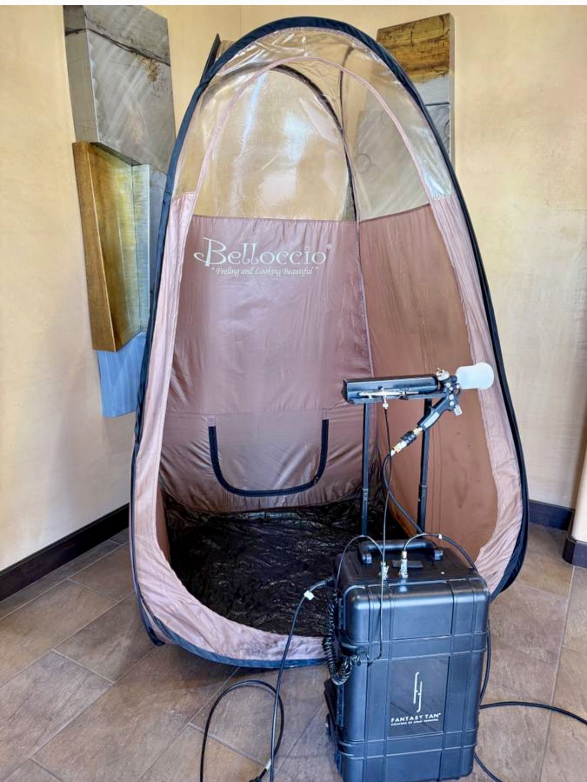 Fantasy Spray Tan Machine w/Tent & 2 Spray Heads