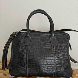 NEW Genuine Cowhide Leather Croc-Embossed Satchel – Structured Design