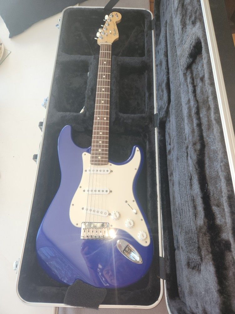 MINT U.S.A. 40th Anniversary Stratocaster & Case
