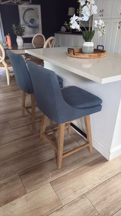 Pair of Bar Stools (coastal)