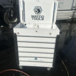 Matco Rolling Tool Box (No Key)