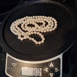 Necklace (Freshwater Pearls) 