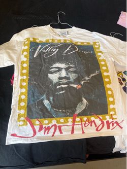 Vale Jimi Hendrix shirt (medium)