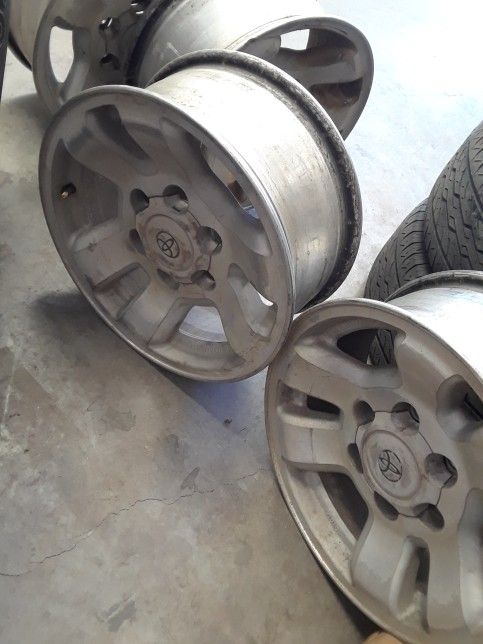 RIMS TOYOTA 16in