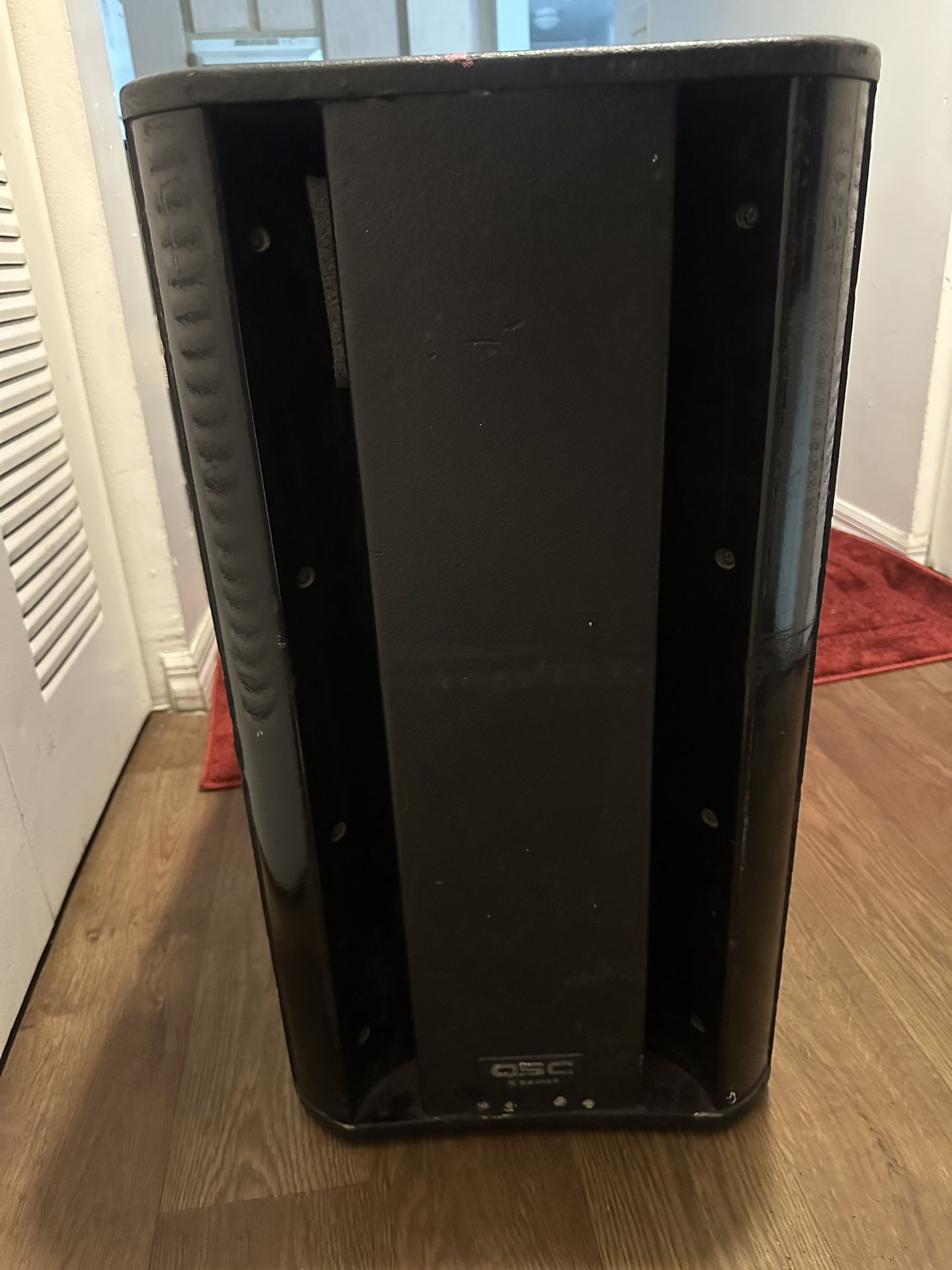 QSC KSub 1000W Dual 12" Powered/Active Subwoofer use firm on price