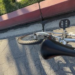 Gt Dino Blaze 16 Inch Frame