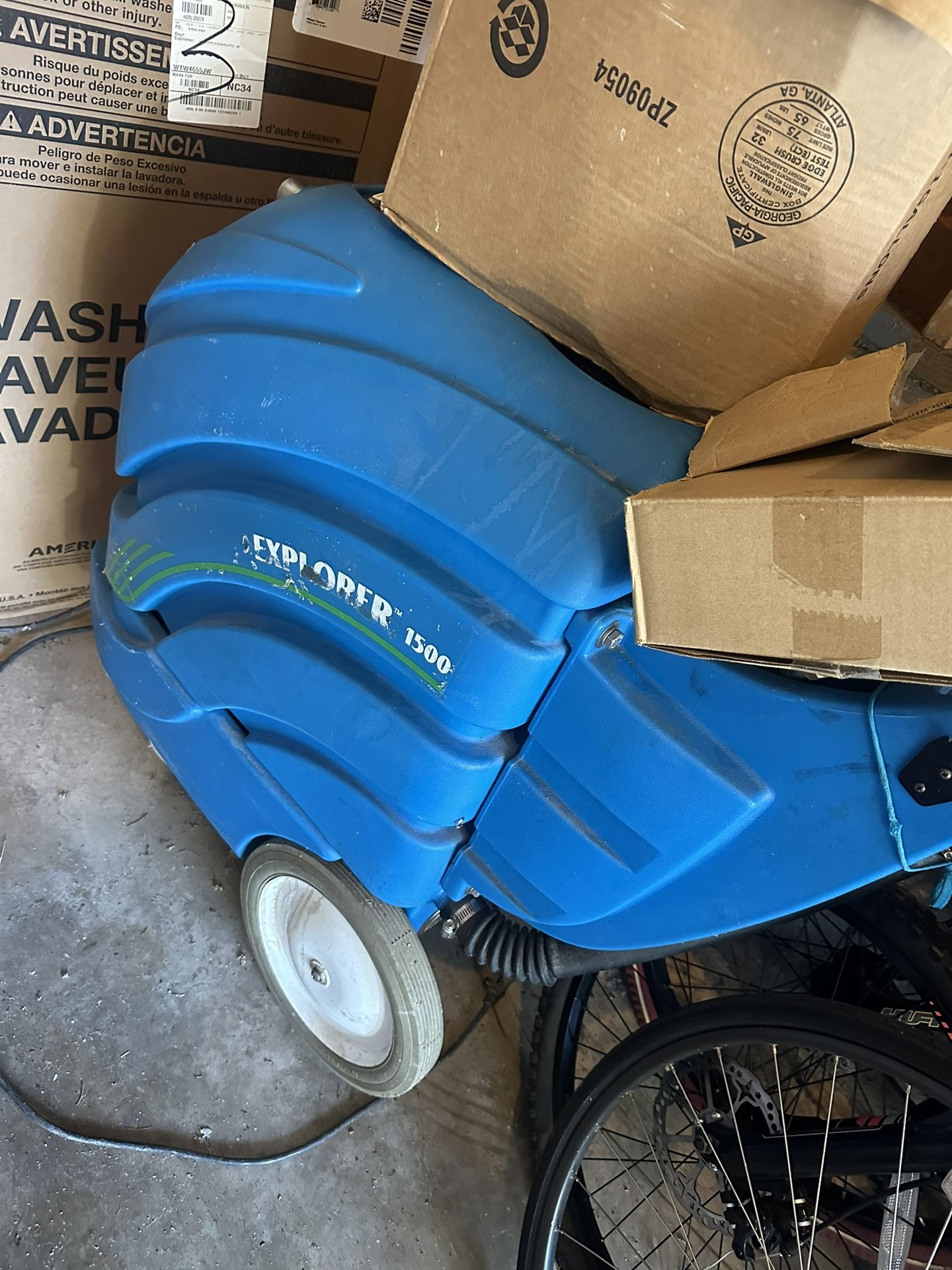 Commercial Carpet Cleaner