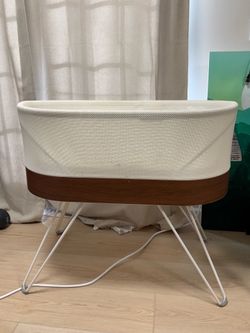Happiest Baby Snoo Bassinet