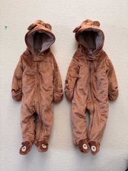 Warm onesies $15 each & 3t footed pjs $5