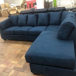 Darcy Blue LAF & RAF Sectional /couch /Living room set