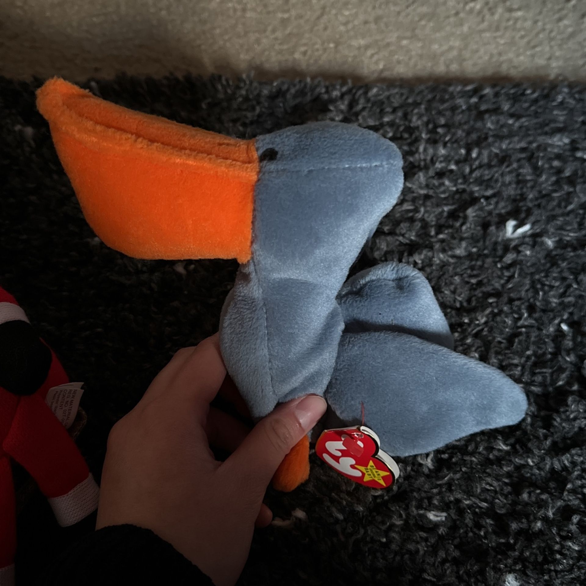 Beanie Babies & Plushes